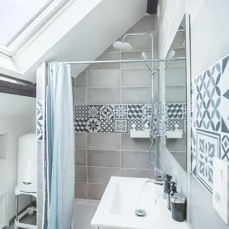 Lägenhet Le Jungle - Oasis Climatisee - Stationnement Public Gratuit *